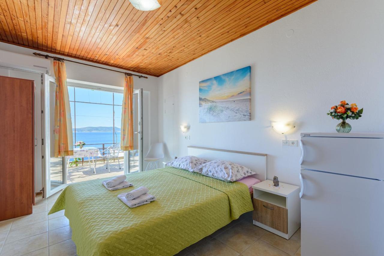 Rooms Sani Brela Esterno foto